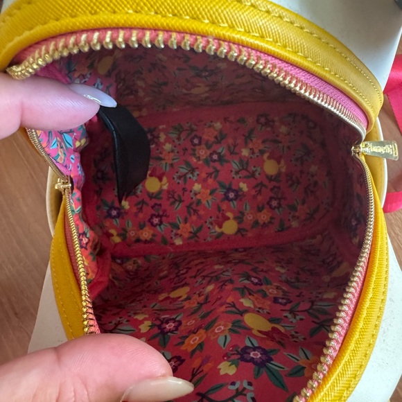 Loungefly Minnie Mouse Floral Backpack - Yellow and Cream - Picture 4 of 9